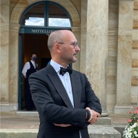 Alex Van Den Berg