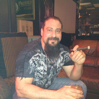 Tom Naoum