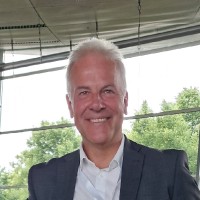 Robert Peters