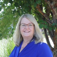 Julie Mewes