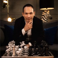 Dr Vincent Chew