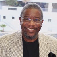 Pierre Bradshaw Sr.