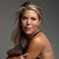 Stephanie R.