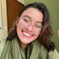 Victoria Maria Oliveira