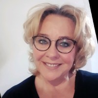 Lilian Alberts