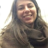 Camila Comar de Souza