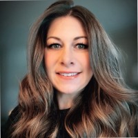 Lisa Ryan