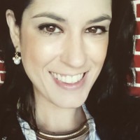 Maíra Barroso