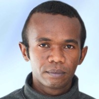 Oscar Revaka