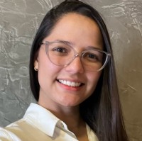 Joyce Lobato