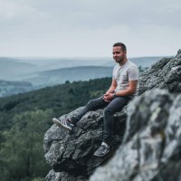 Axel Hubert