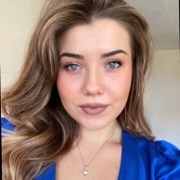 Iryna Manzholenko