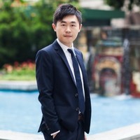 Ray Luk, Frm