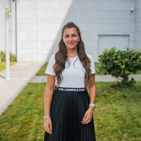 Natalie Kmoskova