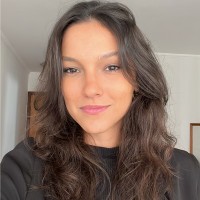 Júlia Tavernari