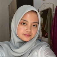 Nayla Rachmaniza Junaid