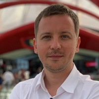 Влад Бондаренко