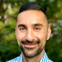 Navid Sakhi