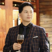 Youngman Yang