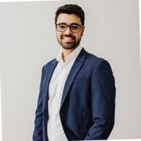 Vitor V. Romani
