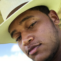 Julian G Castillo Urbaez