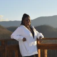 Candyce Bell
