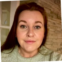 Kimberley Holmes