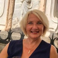 Lesley Sneddon