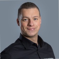 Mitchell Van Genderen