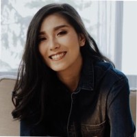 Stella Lesmana