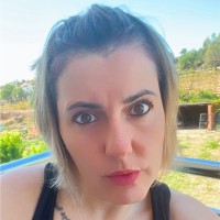 Ana R. Vázquez Valladares