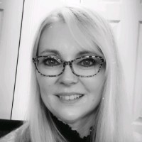 Deanna Thomson