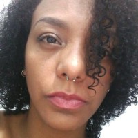 Viviane Maria D.