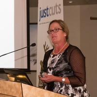 Linda Jacobs