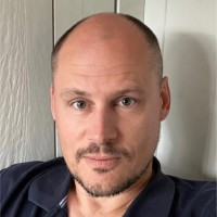 Simon Perring