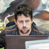 Антон Слюсарь