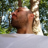 Víctor González
