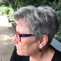 Ann-Charlott Sthaalros