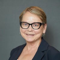 Julie Ellis
