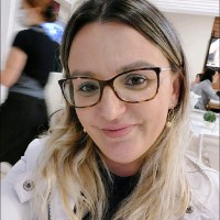 Liana Oliveira