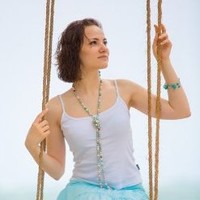 Лена Холопова