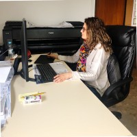 Helena Flores
