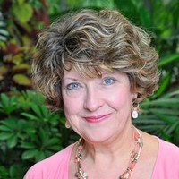 Libby Streamer, CAP, CMP, Notary Public