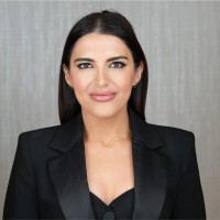 Pegah Esfahani, Mba