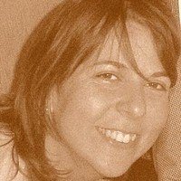 Angela Fernandes