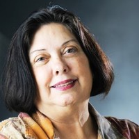 Crystal DeBondt