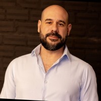 Vinicius Izzo