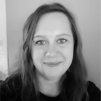 Angela Knol