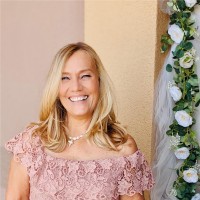 Elena Scott