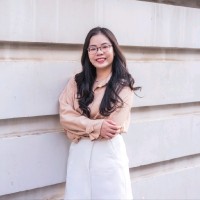 Huyen Tran ( Emily )